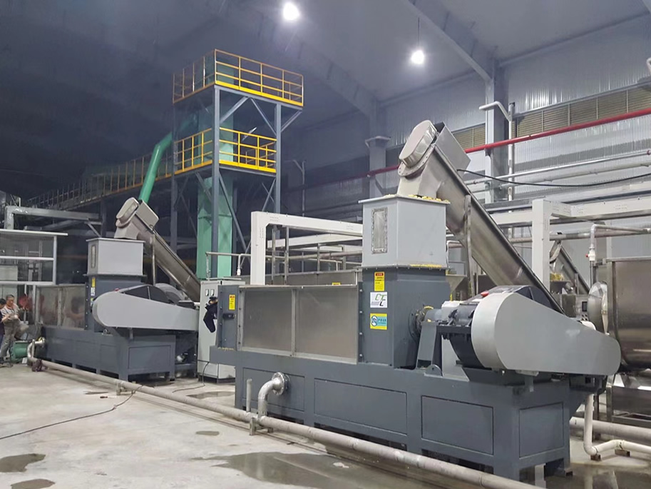 Elevating Fruit Juice Production with Lyure’s ED-D20T Screw Press in Zhejiang